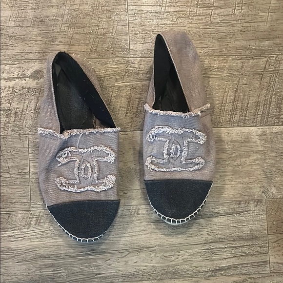 Chanel Women's shoes - Main Image